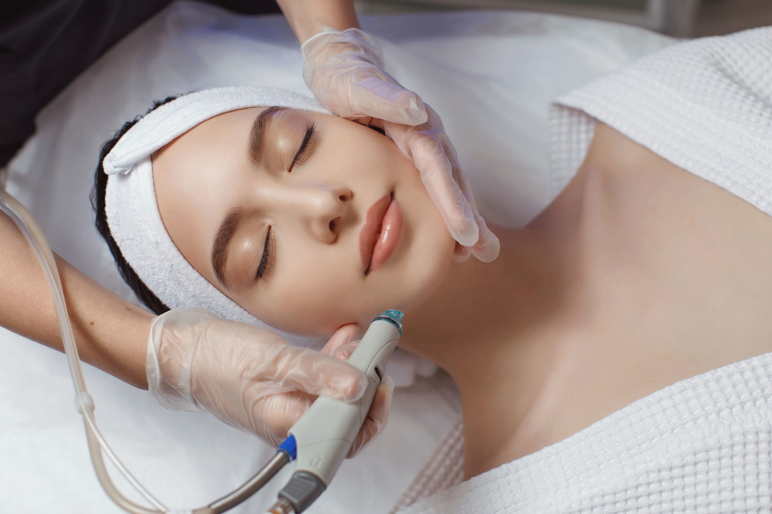 Microneedling with FDA Cleared Skin Pen